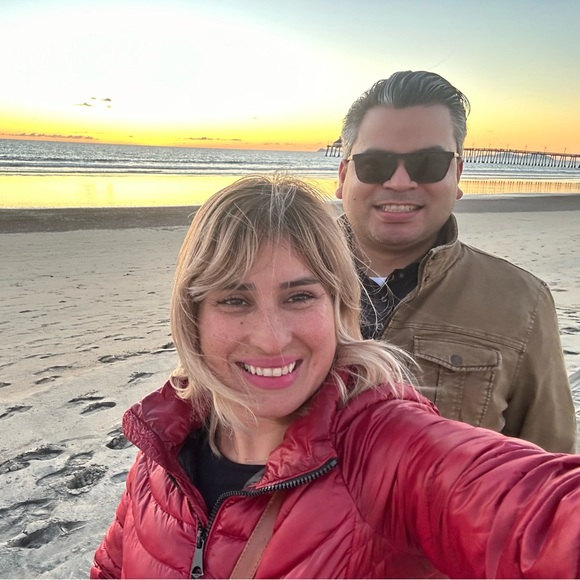 Meet your Posher, Jessica - Picture 1 of 1